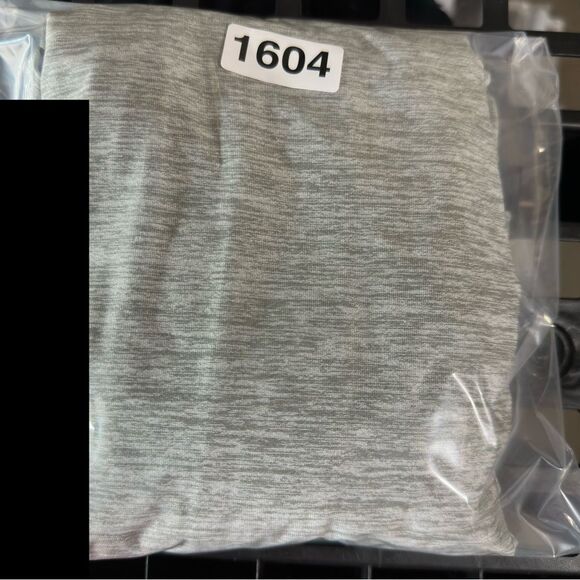 Under Armour Hotshot 1/2 Zip Long Sleeve Shirt Gray Blue Loose Fit Women’s M - Picture 8 of 8